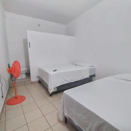 פלורס Hotel Villa Aurora מראה חיצוני תמונה